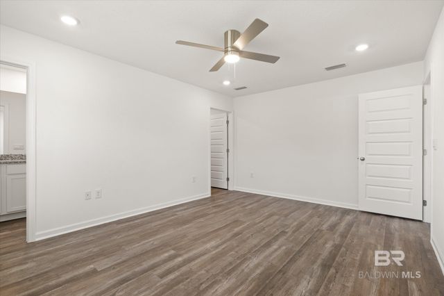 8676 Summer Bay Lane, Foley, AL 36535