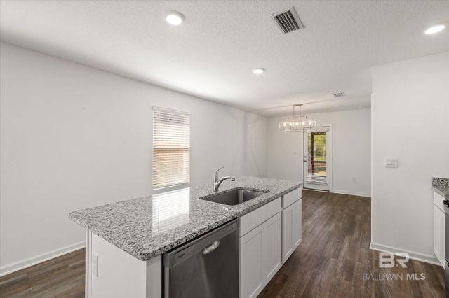 8676 Summer Bay Lane, Foley, AL 36535