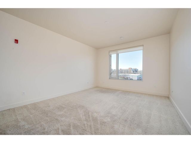 210 Lee Barton DR 411, Austin, TX 78704