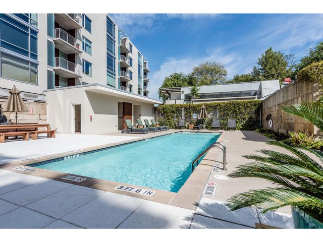 210 Lee Barton DR 411, Austin, TX 78704