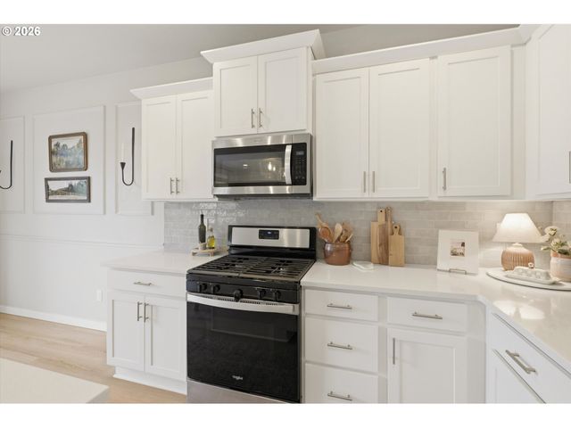 1546 S CAMILLE Pl, Newberg, OR 97132