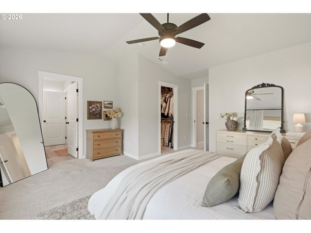 1546 S CAMILLE Pl, Newberg, OR 97132