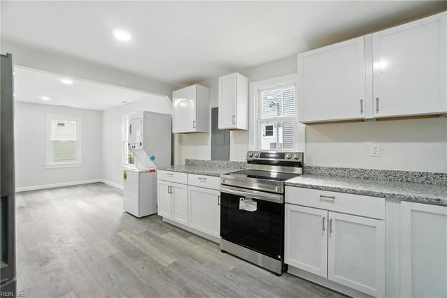 442 Wilson ST, Suffolk, VA 23434