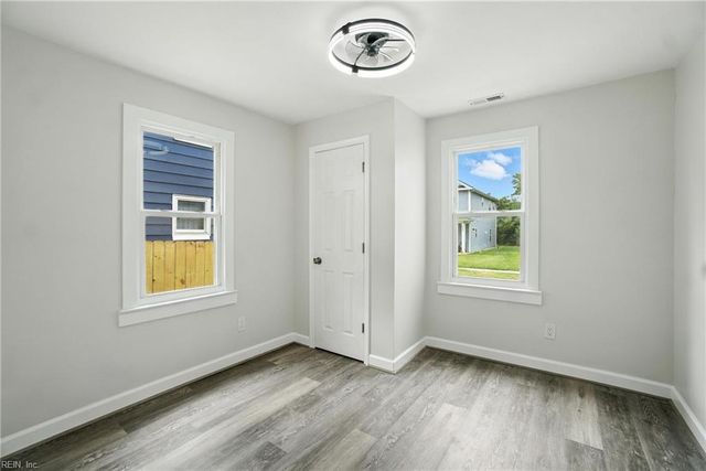 442 Wilson ST, Suffolk, VA 23434