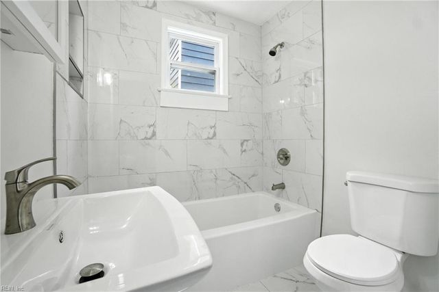 442 Wilson ST, Suffolk, VA 23434