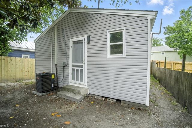 442 Wilson ST, Suffolk, VA 23434
