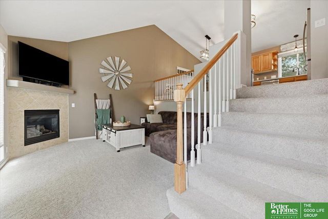 7504 N 77th Avenue, Omaha, NE 68122
