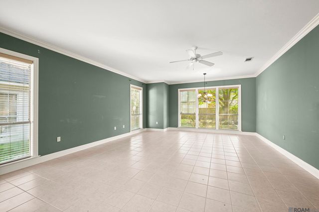 17202 Sweet Olive Dr, Saint George, LA 70817