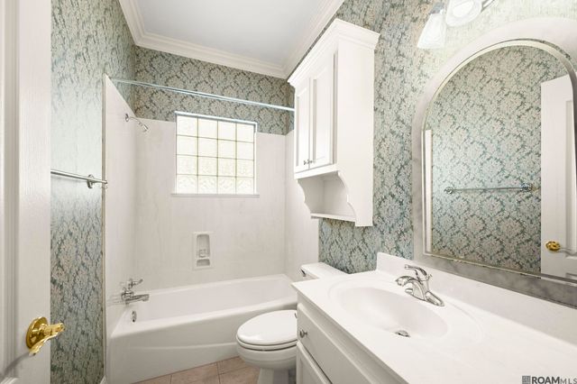 17202 Sweet Olive Dr, Saint George, LA 70817