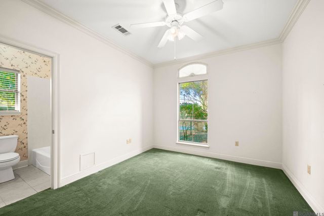 17202 Sweet Olive Dr, Saint George, LA 70817