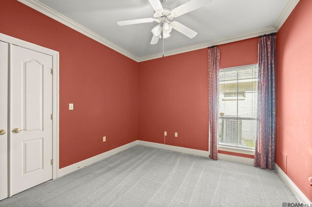 17202 Sweet Olive Dr, Saint George, LA 70817