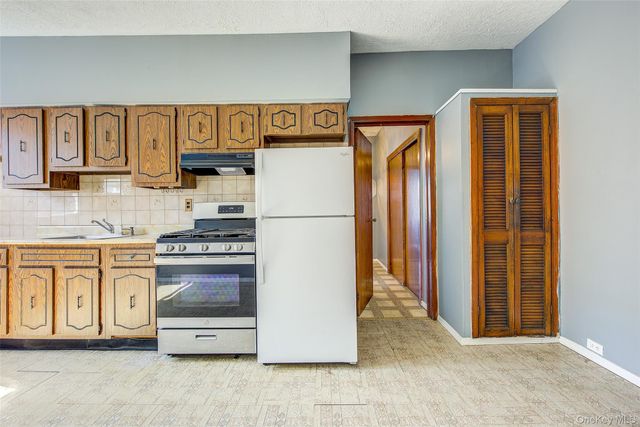 95-18 91st Street, Ozone Park, NY 11416