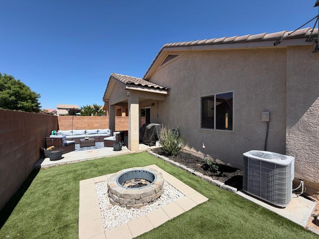 1251 La Fonda Street, Bernalillo, NM 87004