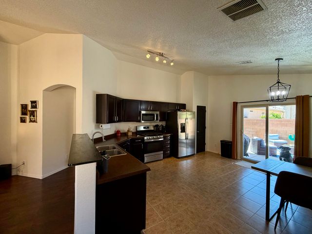 1251 La Fonda Street, Bernalillo, NM 87004