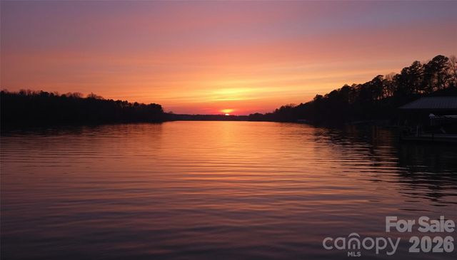 4012 Pollock View, Mount Holly, NC 28120