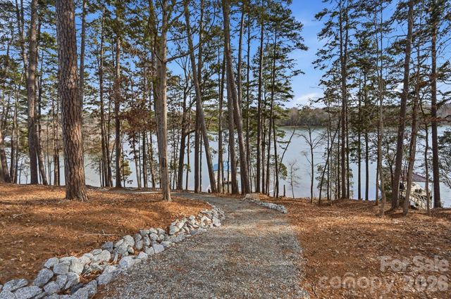 4012 Pollock View, Mount Holly, NC 28120