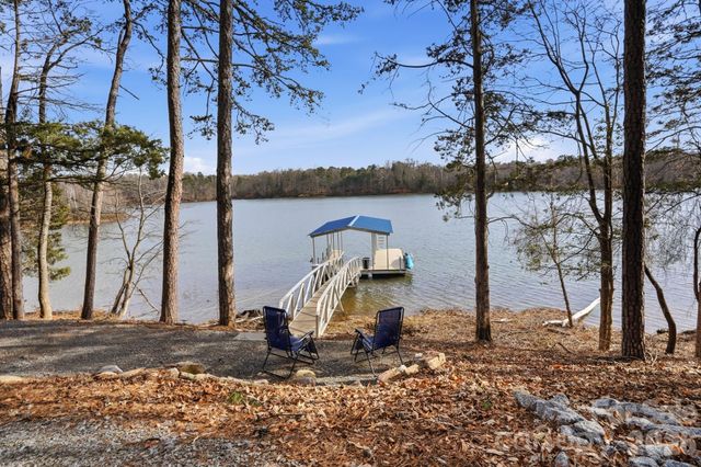 4012 Pollock View, Mount Holly, NC 28120