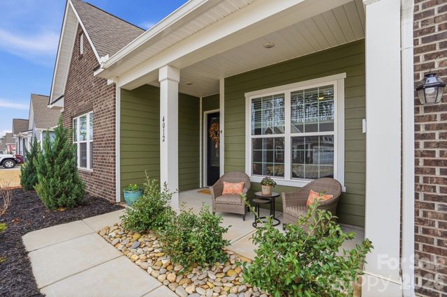 4012 Pollock View, Mount Holly, NC 28120