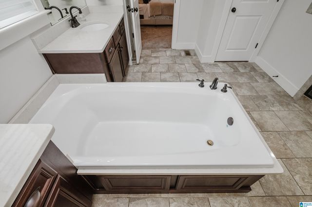 1363 WILLOW OAKS DRIVE, Chelsea, AL 35186