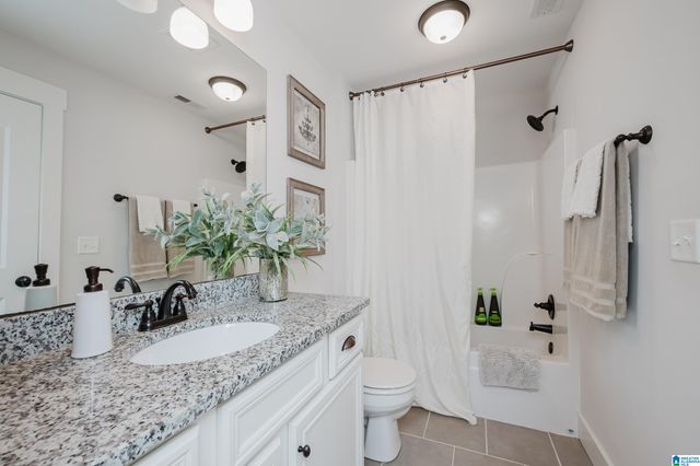 1363 WILLOW OAKS DRIVE, Chelsea, AL 35186