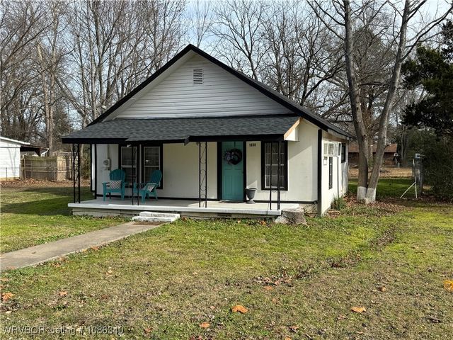 1230 Airport Road, Alma, AR 72921