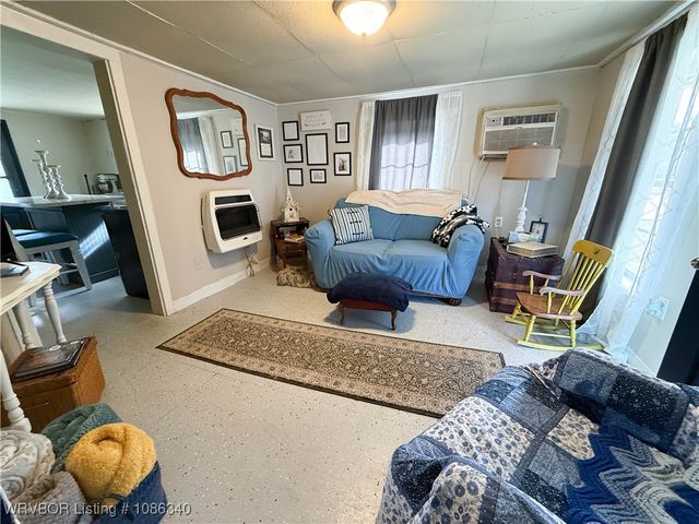 1230 Airport Road, Alma, AR 72921