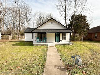 1230 Airport Road, Alma, AR 72921