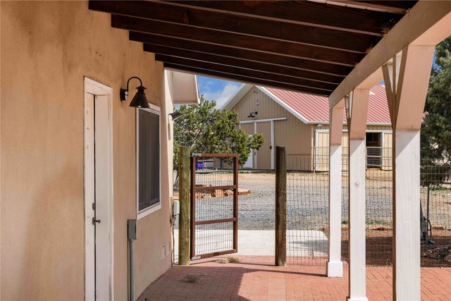 133 Jacinto Road, Santa Fe, NM 87508