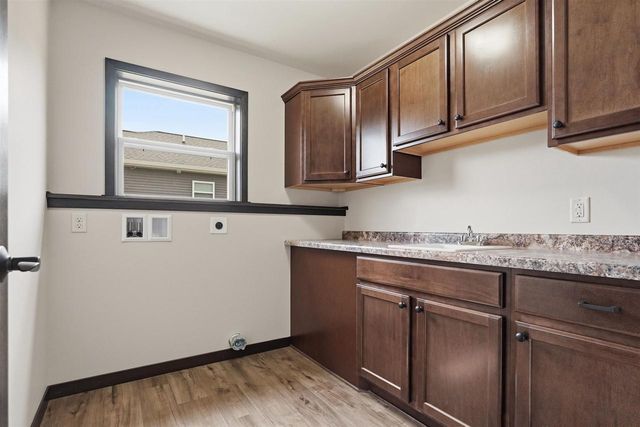 426 N CHERRY STREET, Stetsonville, WI 54480