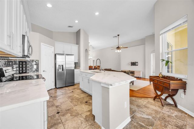 438 DARKWOOD AVENUE, Ocoee, FL 34761