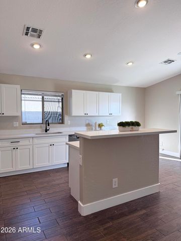 7171 W MARLETTE Avenue, Glendale, AZ 85303