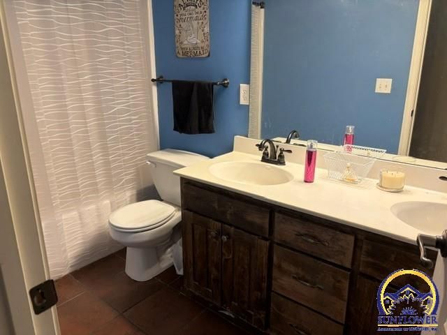 13281 Richland AVE, Bonner Springs, KS 66012