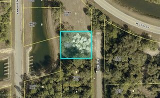 1125 Lee AVE, Lehigh Acres, FL 33972
