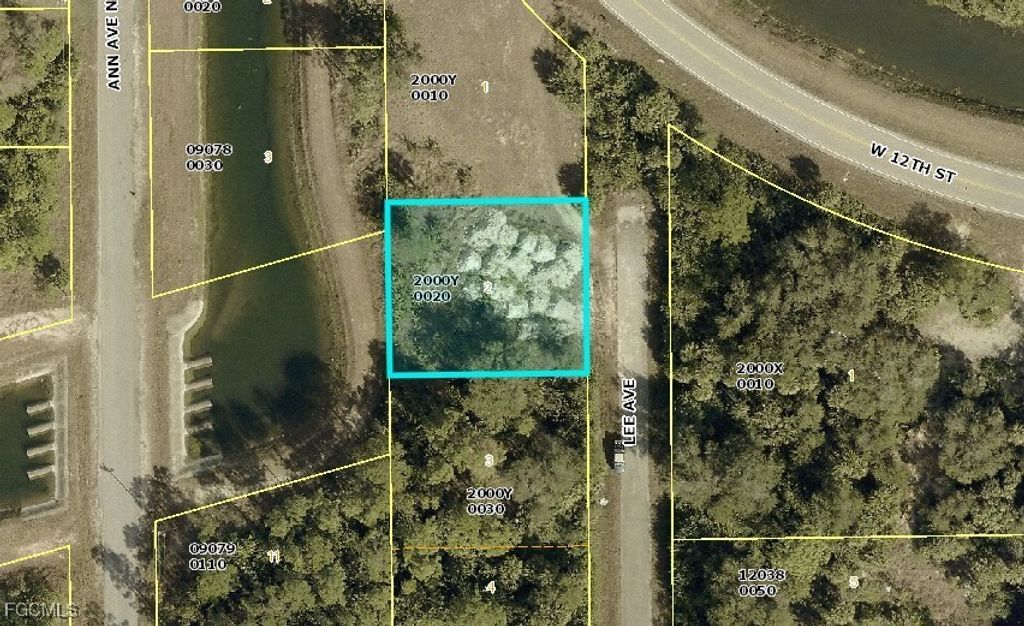 1125 Lee AVE, Lehigh Acres, FL 33972