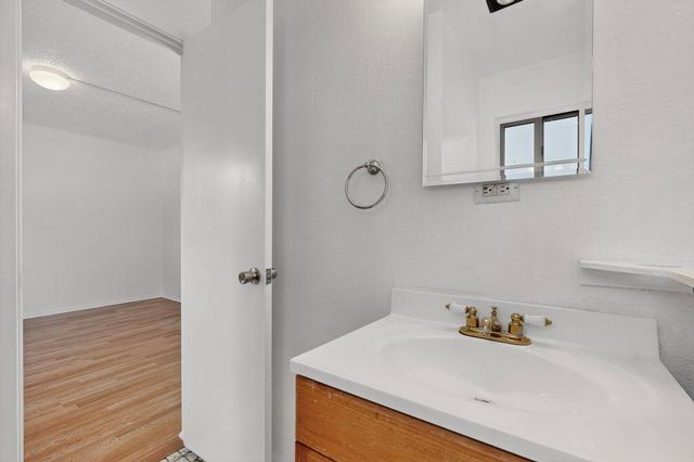 12509 Conejo Road NE, Albuquerque, NM 87123