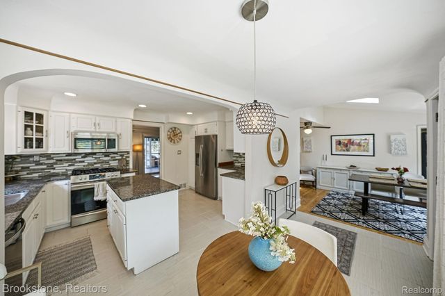 4174 Meyers Road, Independence Charter Township, MI 48329