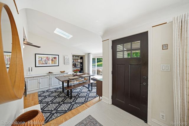 4174 Meyers Road, Independence Charter Township, MI 48329