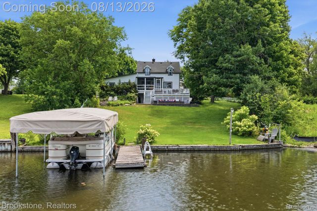4174 Meyers Road, Independence Charter Township, MI 48329