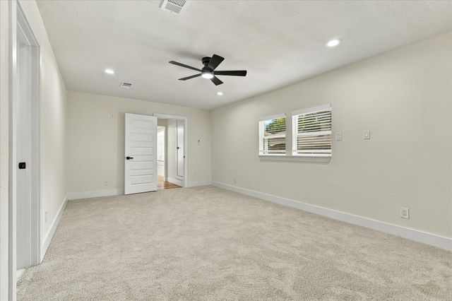 115 N Venice Drive, Duncanville, TX 75116
