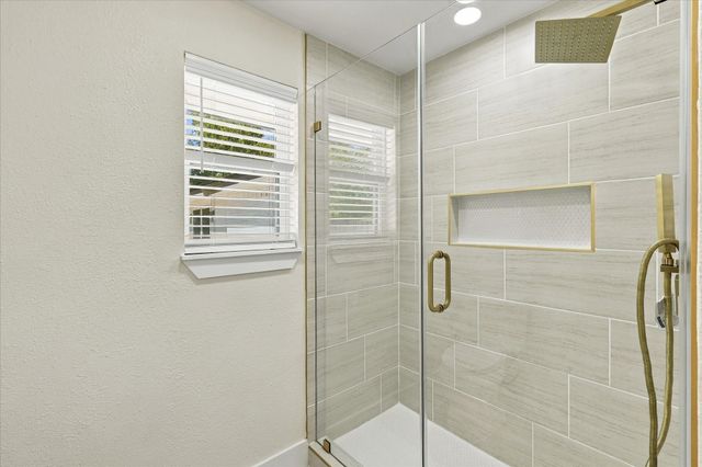 115 N Venice Drive, Duncanville, TX 75116