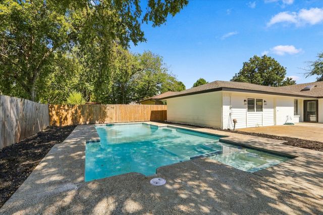 115 N Venice Drive, Duncanville, TX 75116