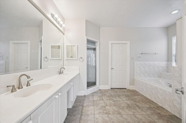 2422 Dorrington Street A, Houston, TX 77030