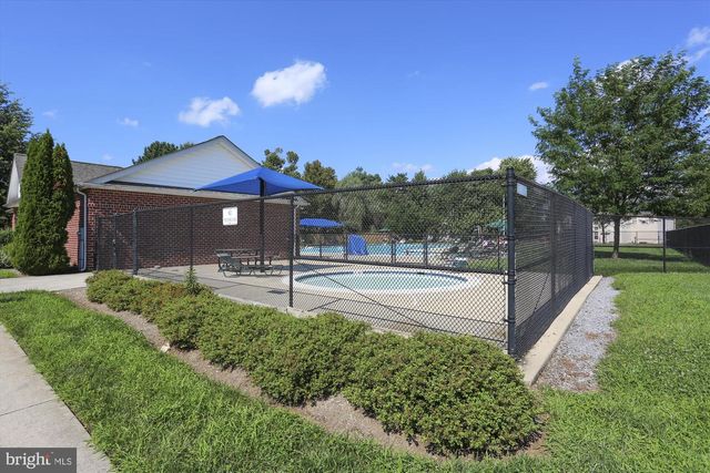 2500 COLERIDGE DR #2A, Frederick, MD 21702