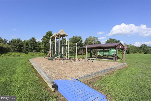 2500 COLERIDGE DR #2A, Frederick, MD 21702