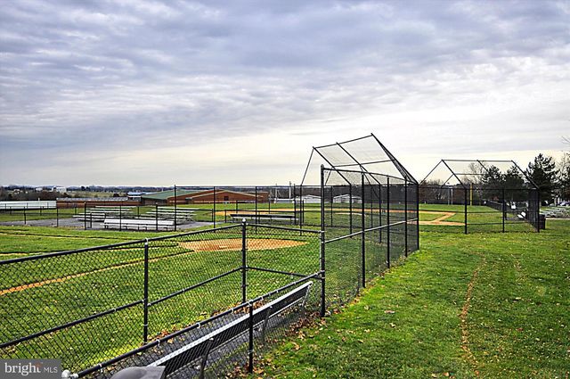 2500 COLERIDGE DR #2A, Frederick, MD 21702