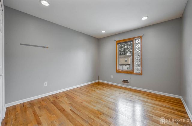 4 Patricia Avenue, Edison, NJ 08837