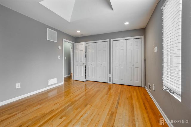 4 Patricia Avenue, Edison, NJ 08837