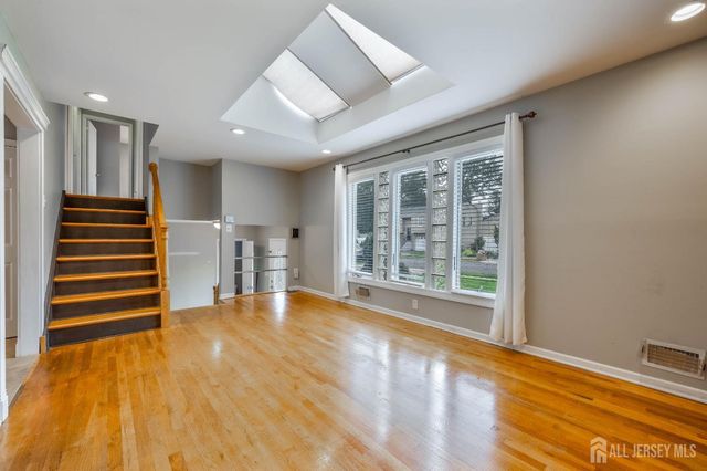 4 Patricia Avenue, Edison, NJ 08837