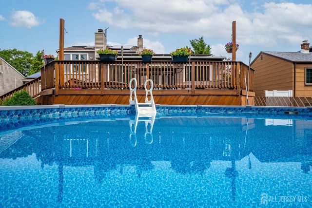 4 Patricia Avenue, Edison, NJ 08837