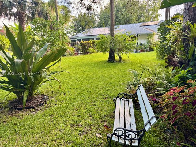 172 W Wild Pine Rd 172, Wellington, FL 33414